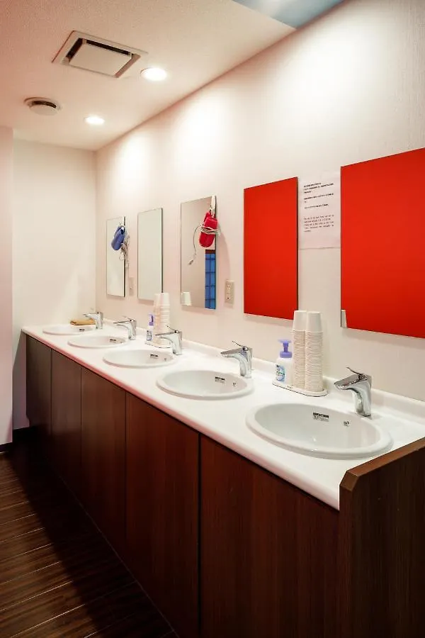 Hotel cápsula Hotel Owl Tokyo Nippori Japón