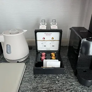 Centara Grand 5*, Osaka Japón