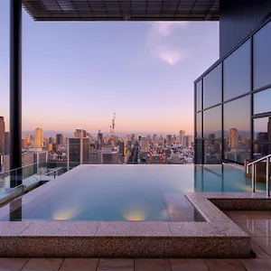 Candeo The Tower 5*, Osaka Japón