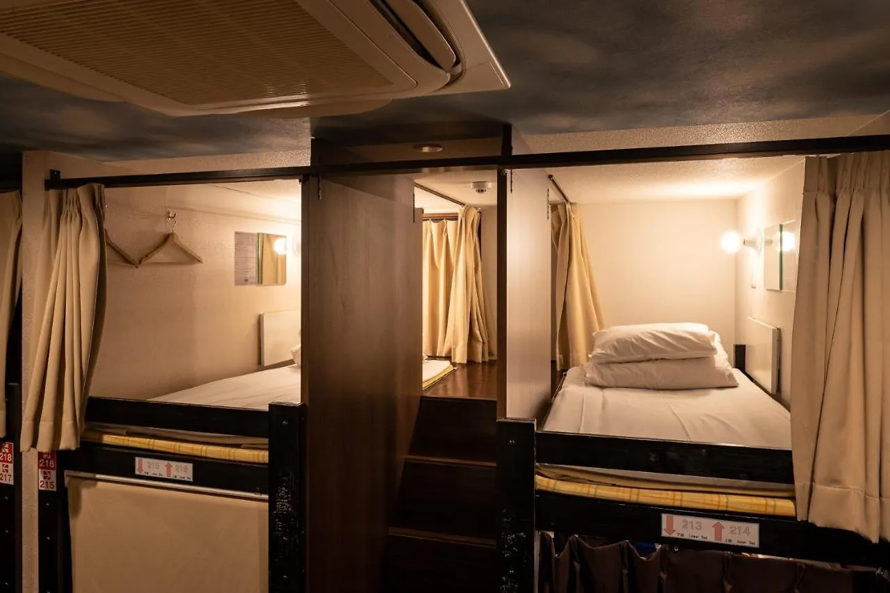 Hotel Owl Tokyo Nippori Ξενοδοχείο με κάψουλες