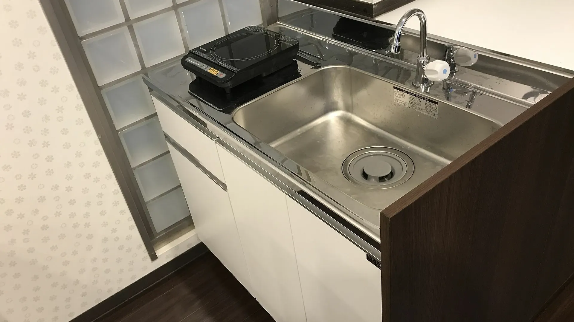 Hotel Owl Tokyo Nippori 0*,  Japonia